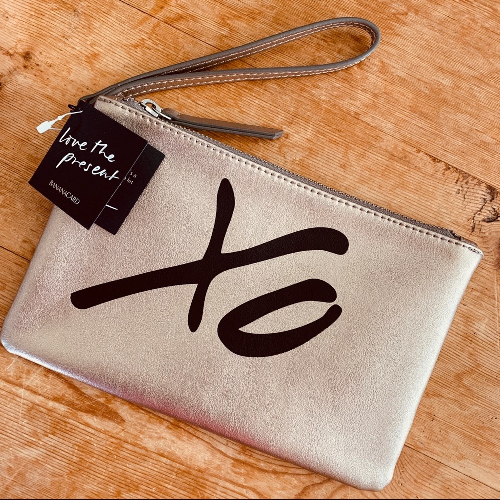 New Banana Republic Leather Wristlet Zipper Pouch Gold XO Bag